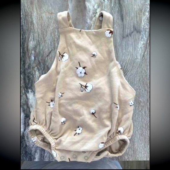 Baby romper - Picture 1 of 4